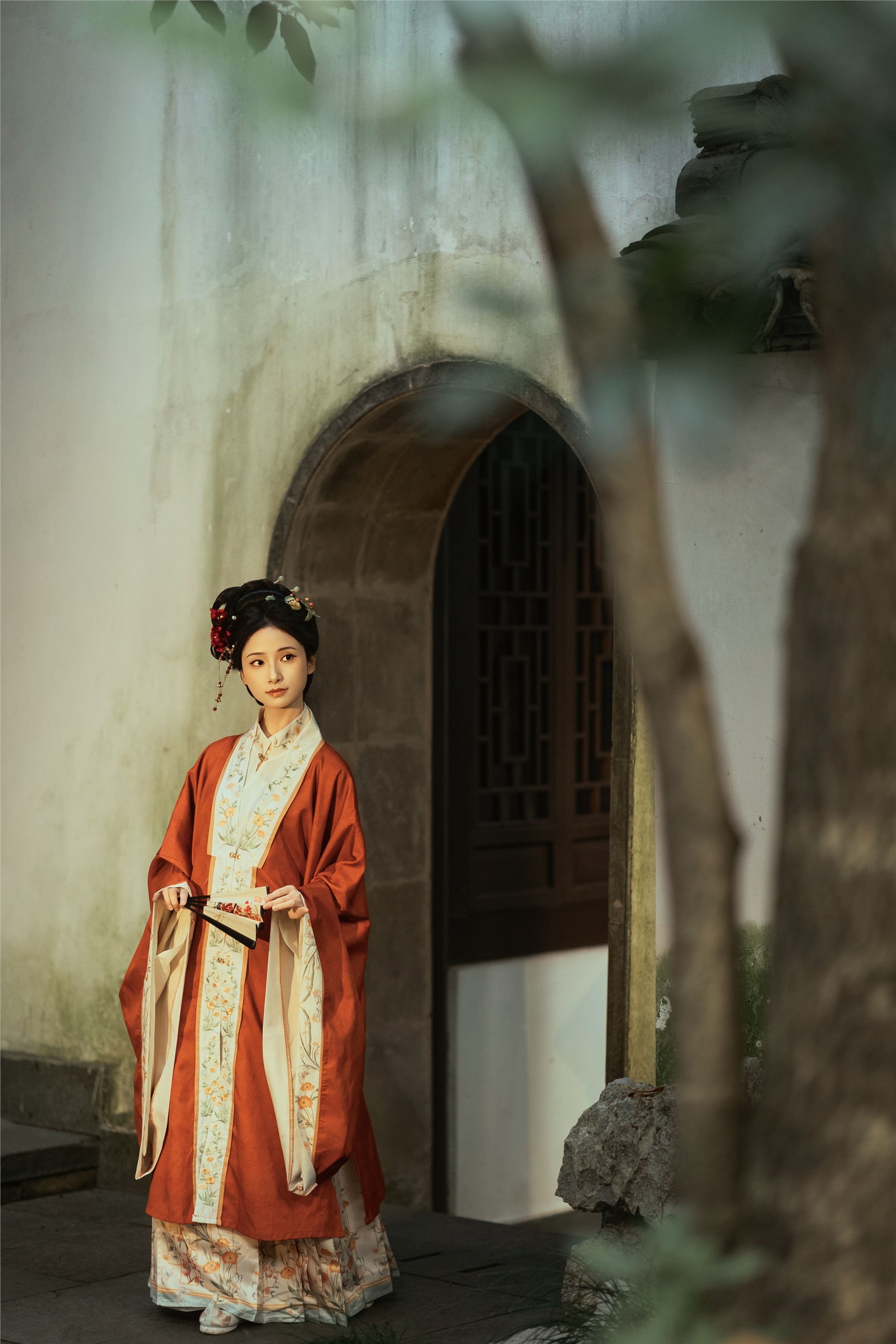 YITUYU艺图语 2025.01.26 秋游故寺 眸小妖